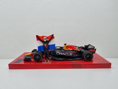 Minichamps 1:18 - Modelauto - Oracle Red Bull Racing RB18 -, Hobby en Vrije tijd, Modelauto's | 1:5 tot 1:12