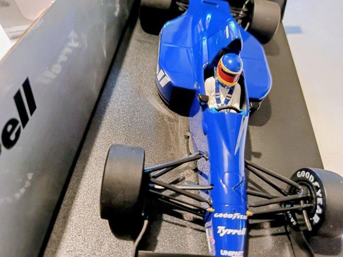 Minichamps 1:18 - Modelauto - Tyrrell 019 Minichamps 1/18, Hobby en Vrije tijd, Modelauto's | 1:5 tot 1:12