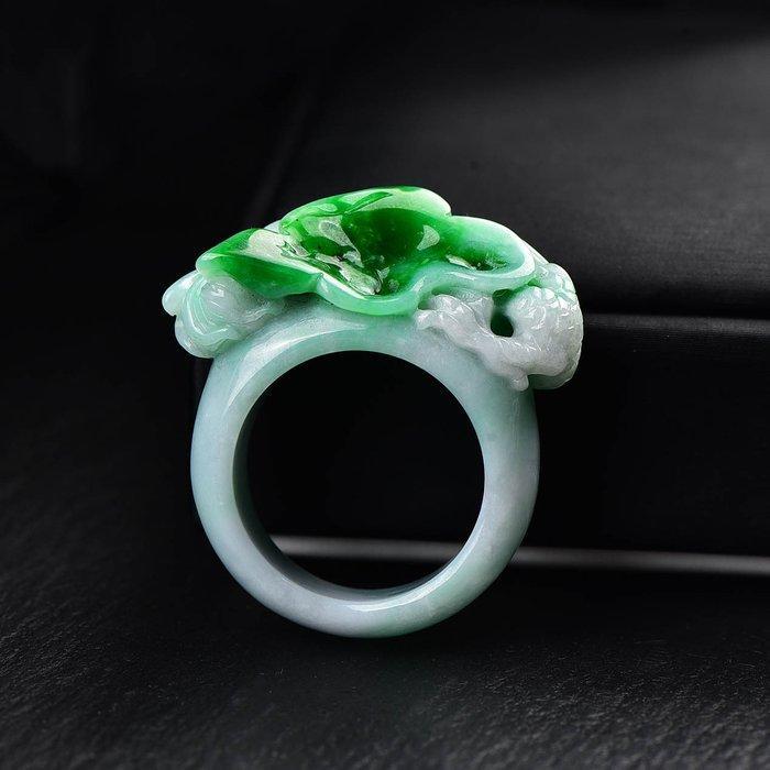 ALGT Certified - Grote en Meesterlijke Natuurlijke Jadeïet, Verzamelen, Mineralen en Fossielen