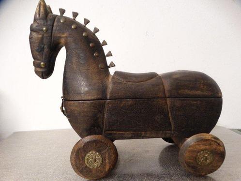 Decoratief ornament - Griekenland - Paard geheimopbergplaats, Antiek en Kunst, Kunst | Designobjecten