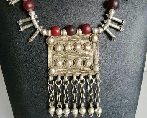 Zilver - Ketting met hanger - Ethiopië, Antiek en Kunst, Kunst | Niet-Westerse kunst