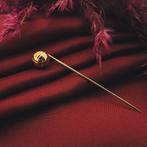 Gouden reversspeld/dasspeld; volleybal (Broche), Ophalen of Verzenden, Gebruikt, Overige kleuren, Goud