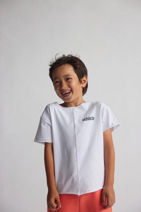 Tshirt oversized wit  Minikid Maat 134 Minikid134, Kinderen en Baby's, Kinderkleding | Maat 134, Nieuw, Shirt of Longsleeve, Ophalen of Verzenden