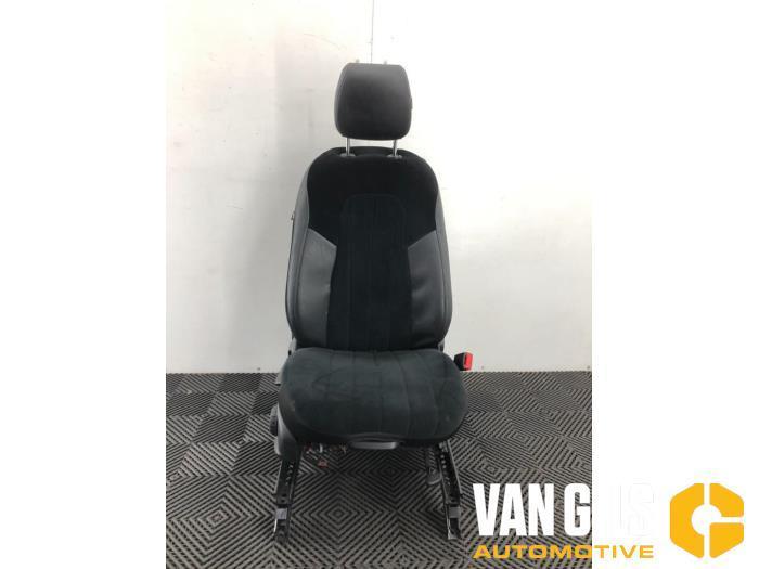 Stoel rechts Mercedes B-Klasse O249296, Auto-onderdelen, Interieur en Bekleding, Ophalen of Verzenden