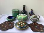 Chinees een groep van 10 cloisonné emaille stukken - China -, Antiek en Kunst