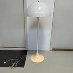 Louis Poulsen - Lamp - Panthella - Plastic