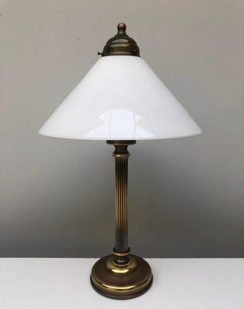 Tafellamp - Opaline glas, Antiek en Kunst, Curiosa en Brocante