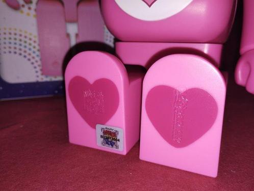 Mct - Bearbrick x Care Bears Secret Bear 400% Pink, Antiek en Kunst, Kunst | Schilderijen | Modern