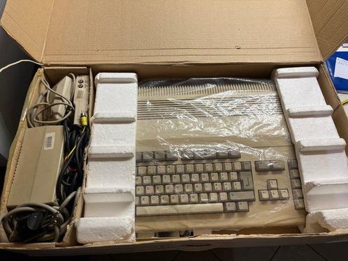 Commodore Amiga 500 Plus - Computer (1), Spelcomputers en Games, Spelcomputers | Overige Accessoires