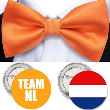 Oranje set Team NL met vlinderdas en 2 buttons