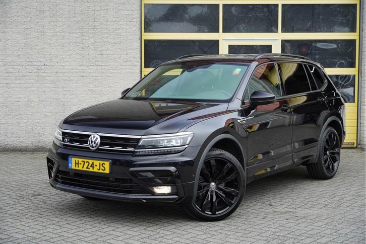 Zakelijke Lease |  Volkswagen Tiguan Allspace 1.5 TSI 150PK!, Auto's, Volkswagen, Dealer onderhouden, Lease, Zwart, Automaat, SUV of Terreinwagen