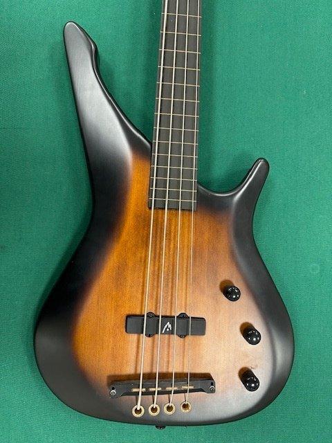 MANNE - BA4 Acousticbass - - 4-snarige elektrische basgitaar, Muziek en Instrumenten, Snaarinstrumenten | Gitaren | Akoestisch