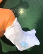 Vintage retro baby poppen sokjes  kousjes met pompoms., Verzamelen, Poppen, Verzenden, Nieuw, Kleertjes