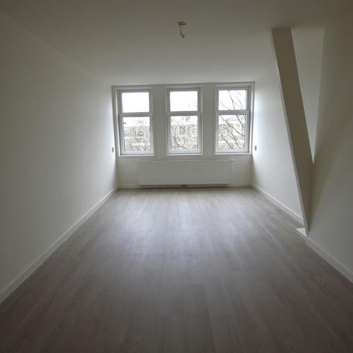 Appartement met Balkon aan Mathenesserweg, Huizen en Kamers, Huizen te huur, Direct bij eigenaar, Rotterdam, Appartement