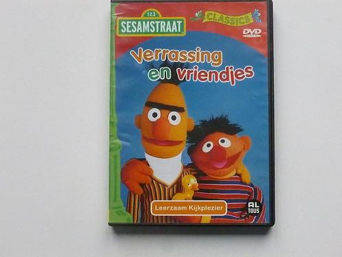 Sesamstraat - Verrassing en Vriendjes (DVD), Cd's en Dvd's, Dvd's | Kinderen en Jeugd, Verzenden