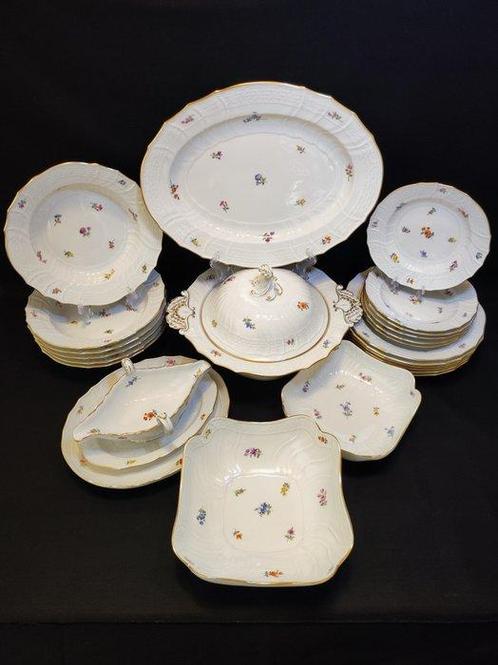Meissen - Tafelservies voor 6 (24) - Streublümchen met, Antiek en Kunst, Antiek | Meubels | Tafels