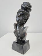 sculptuur, Vintage Oriental Female Bust – Hand-Carved Wood, Antiek en Kunst, Curiosa en Brocante