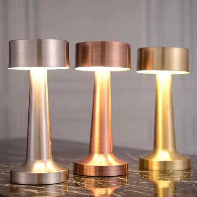 Retro Metalen Tafellamp – LED Nachtlamp Oplaadbaar Touch Dim, Huis en Inrichting, Lampen | Tafellampen, Nieuw, Verzenden