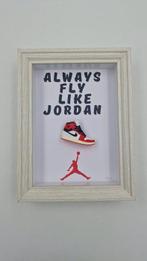 Lijst- Mini Sneaker AJ1 Air Jordan 1 AJKO Chicago framed