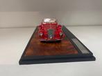 Matrix 1:43 - Modelauto - Freestone and Webb - Vierdeurs, Nieuw