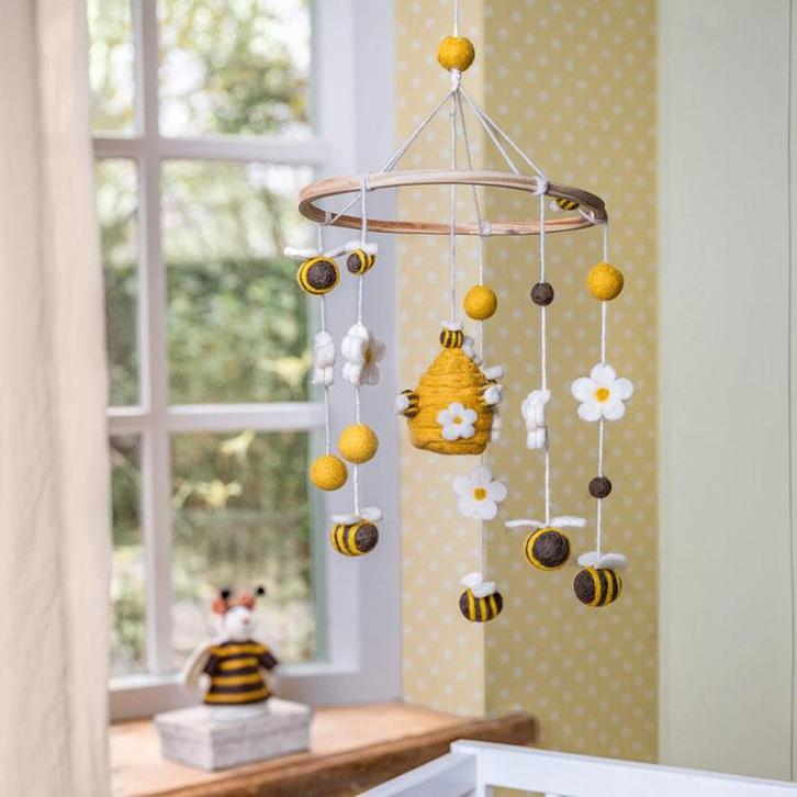 Mobiel - Bijen en Margrieten - Bijenkorf - Wolvilt - Handmad, Kinderen en Baby's, Kinderkamer | Inrichting en Decoratie, Nieuw