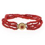 Bloedkoraal(imitatie) kralen armband met gouden slot; Antiek