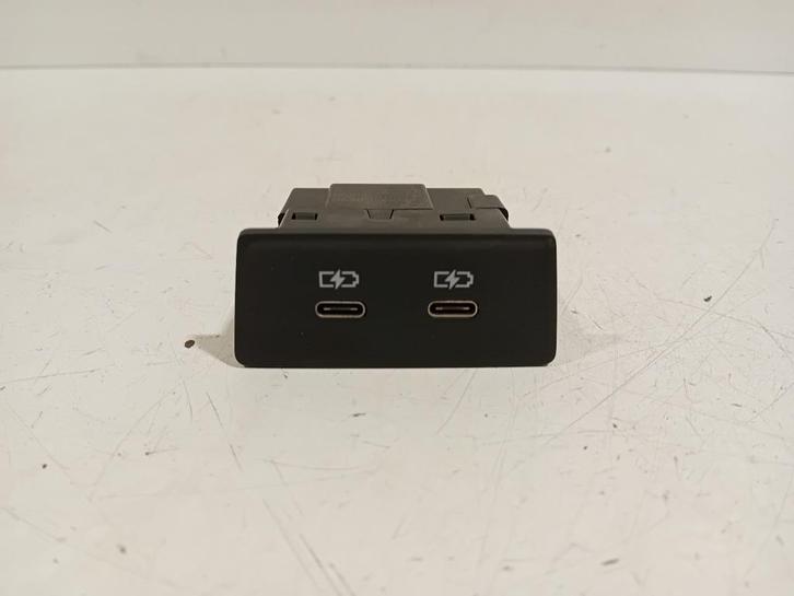 AUX poort Audi A3  40 e-tron 8Y0035954, Auto-onderdelen, Elektronica en Kabels, ARN erkend, Stiba lid, Erkend duurzaam, Gebruikt