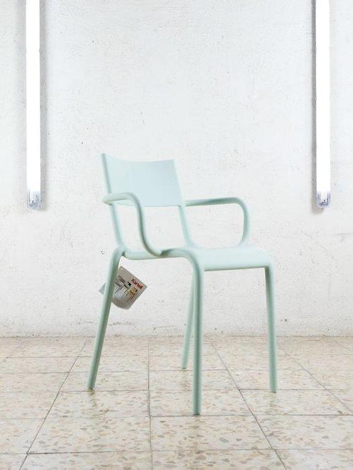 Kartell - Philippe Starck - Generic A - Fauteuil (2) -, Antiek en Kunst, Antiek | Meubels | Stoelen en Banken