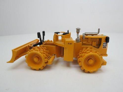 Schaal 1:50 Joal 218 Caterpillar 825B Compactor #837, Hobby en Vrije tijd, Modelauto's | 1:50, Gebruikt, Ophalen of Verzenden