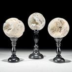 Prachtige set van 3 Crystal Quartz Bollen op aangepaste