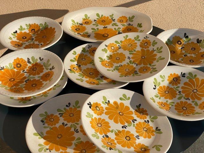 C.P Dipinto a mano dal 1875 - Tafelservies (10) - Keramiek -, Antiek en Kunst, Antiek | Meubels | Tafels