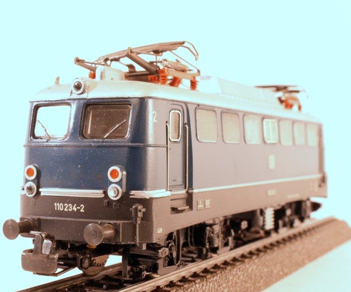 Märklin H0 - 1x 3039 / 2x 4027 / 1x 4022 / 1x 4052 / 1x 4026, Hobby en Vrije tijd, Modeltreinen | H0