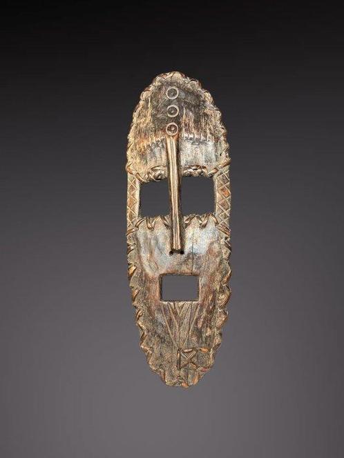 Masque Mbwaka (kumu) - Hoor je of niet? - Kumu - DR Congo, Antiek en Kunst, Kunst | Niet-Westerse kunst