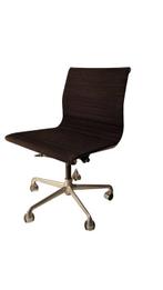 ICF - Charles & Ray Eames - Stoel - EA107 - IJzer, Textiel, Antiek en Kunst