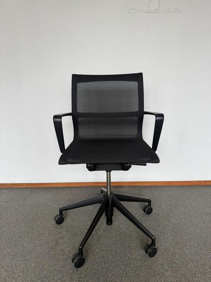 Refurbished Vitra Physix - 5 Jaar Garantie - Nieuwstaat, Huis en Inrichting, Bureaustoelen, Bureaustoel, Zwart, Zo goed als nieuw