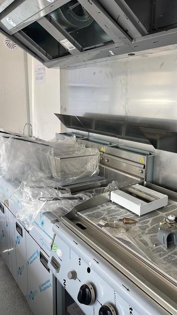 BETROUWBAAR DE GOEDKOOPSTE, FOODTRUCK INRICHTEN, SERVICE GAR beschikbaar voor biedingen