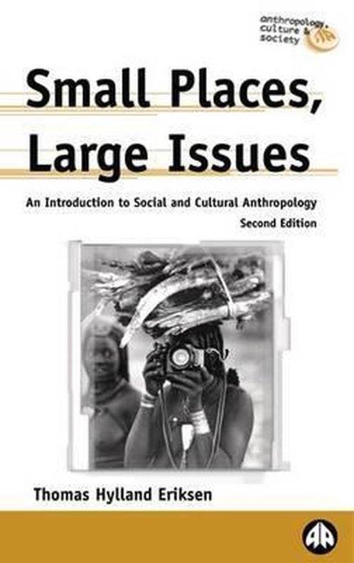 Small Places, Large Issues, Boeken, Overige Boeken, Ophalen of Verzenden