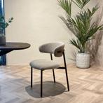 Eetkamerstoel Mica Hush Walnoot | Japandi, Huis en Inrichting, Stoelen, Ophalen, Nieuw