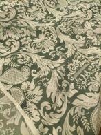 Fantastico tendone vintage verde dalla trama damascata /