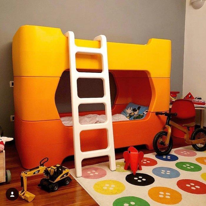 Magis - Marc Newson - Bed - Bunky - PVC, Antiek en Kunst, Antiek | Meubels | Stoelen en Banken