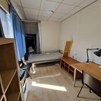 Furnished Student Room in Gentiaanstraat, Direct bij eigenaar, Maastricht, Limburg