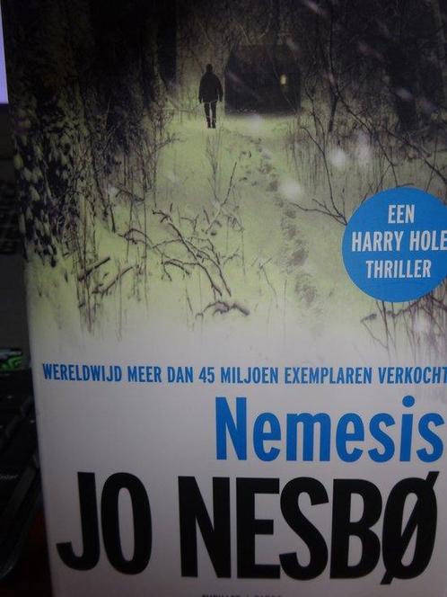 Nemesis / Harry Hole 9789403132266 Jo Nesbo, Boeken, Thrillers, Zo goed als nieuw, Verzenden