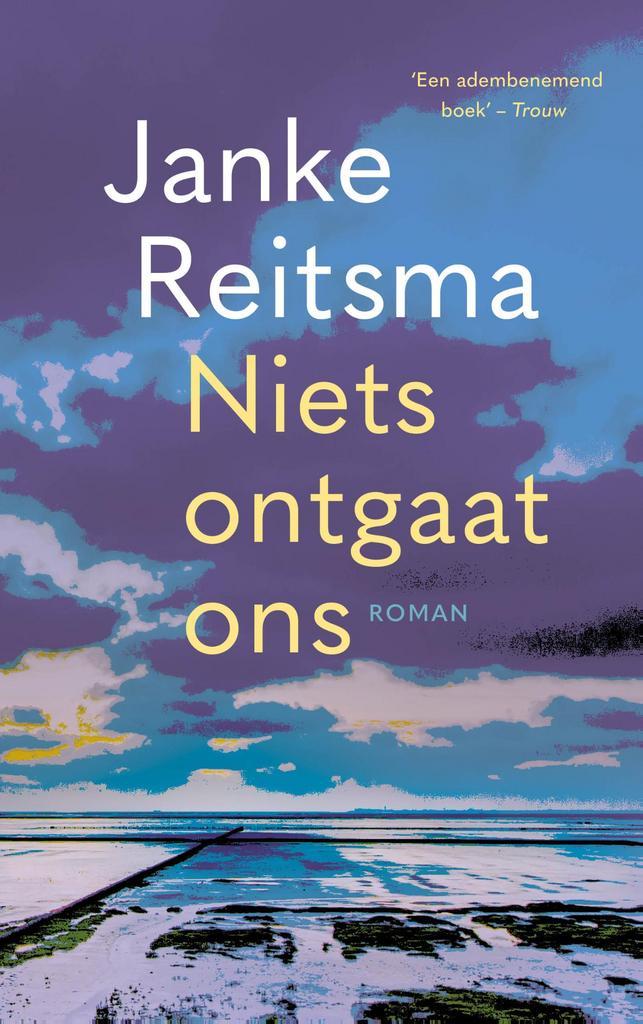 Niets ontgaat ons 9789023963004 Janke Reitsma, Boeken, Literatuur, Zo goed als nieuw, Verzenden