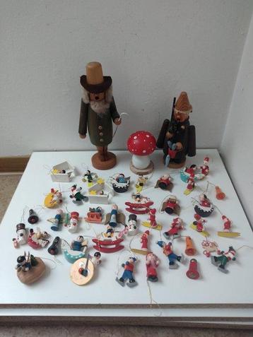 Kerstballen (40) - Verzameling oude kerstversiering houten beschikbaar voor biedingen