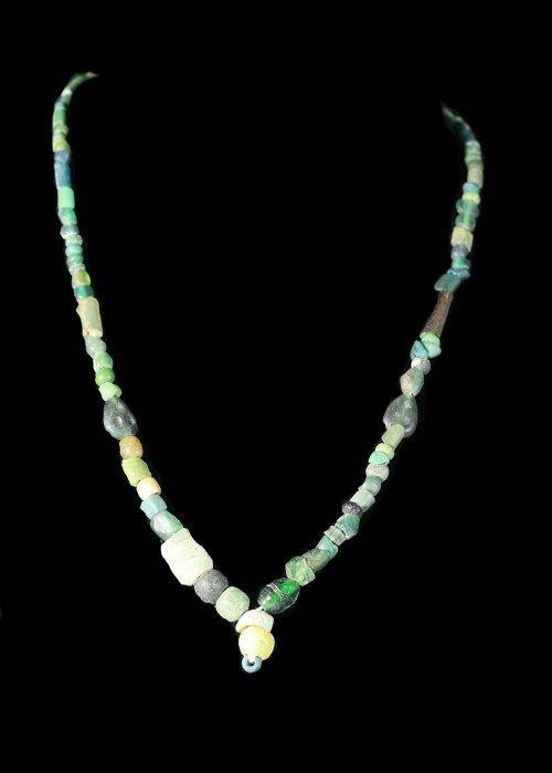 Oud-Romeins Groen Glas Kralenketting (Zonder Minimumprijs), Antiek en Kunst, Antiek | Overige Antiek