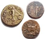 Romeinse Rijk Lot of 3 Æ coins Vespasian. Domitian. Diva