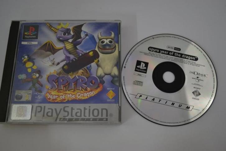 Spyro Year Of The Dragon - Platinum (PS1 PAL), Spelcomputers en Games, Games | Sony PlayStation 1, Zo goed als nieuw, Verzenden