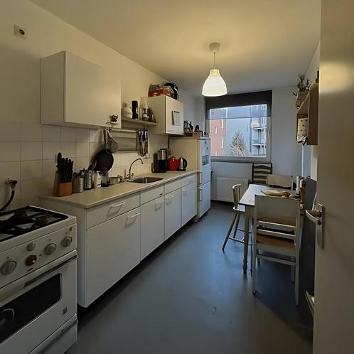 Furnished Studio met In-unit Wasmachine gevonden in Rotterda, Huizen en Kamers, Huizen te huur, Direct bij eigenaar, Rotterdam