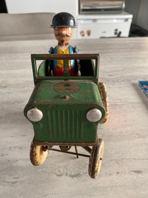 dubout - Speelgoedauto JRD Figure In Car, Inoperable -, Antiek en Kunst, Antiek | Speelgoed
