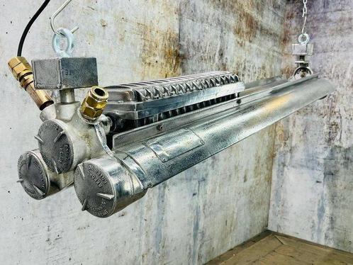 Riga a Lite - Plafondlamp - Aluminium, Glas, Antiek en Kunst, Antiek | Wandborden en Tegels